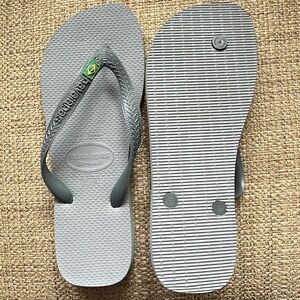 🇧🇷 NWOT Havaianas “Brasil” Flip-Flops